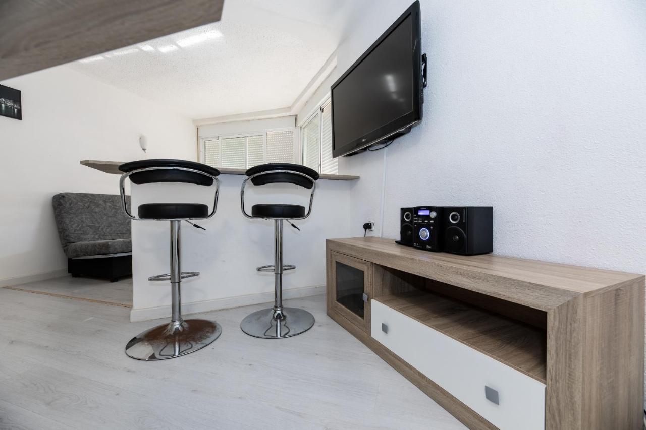 Ferienwohnung Bright Studio With The Seaview And Swimming Pool La Manga del Mar Menor Exterior foto